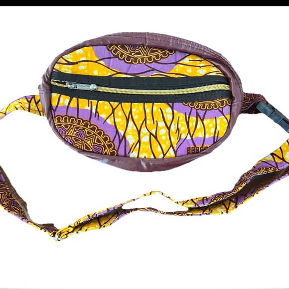 Kipling Fanny Pack Cross Body Multicolored Purple Yellow - Picture 1 of 5